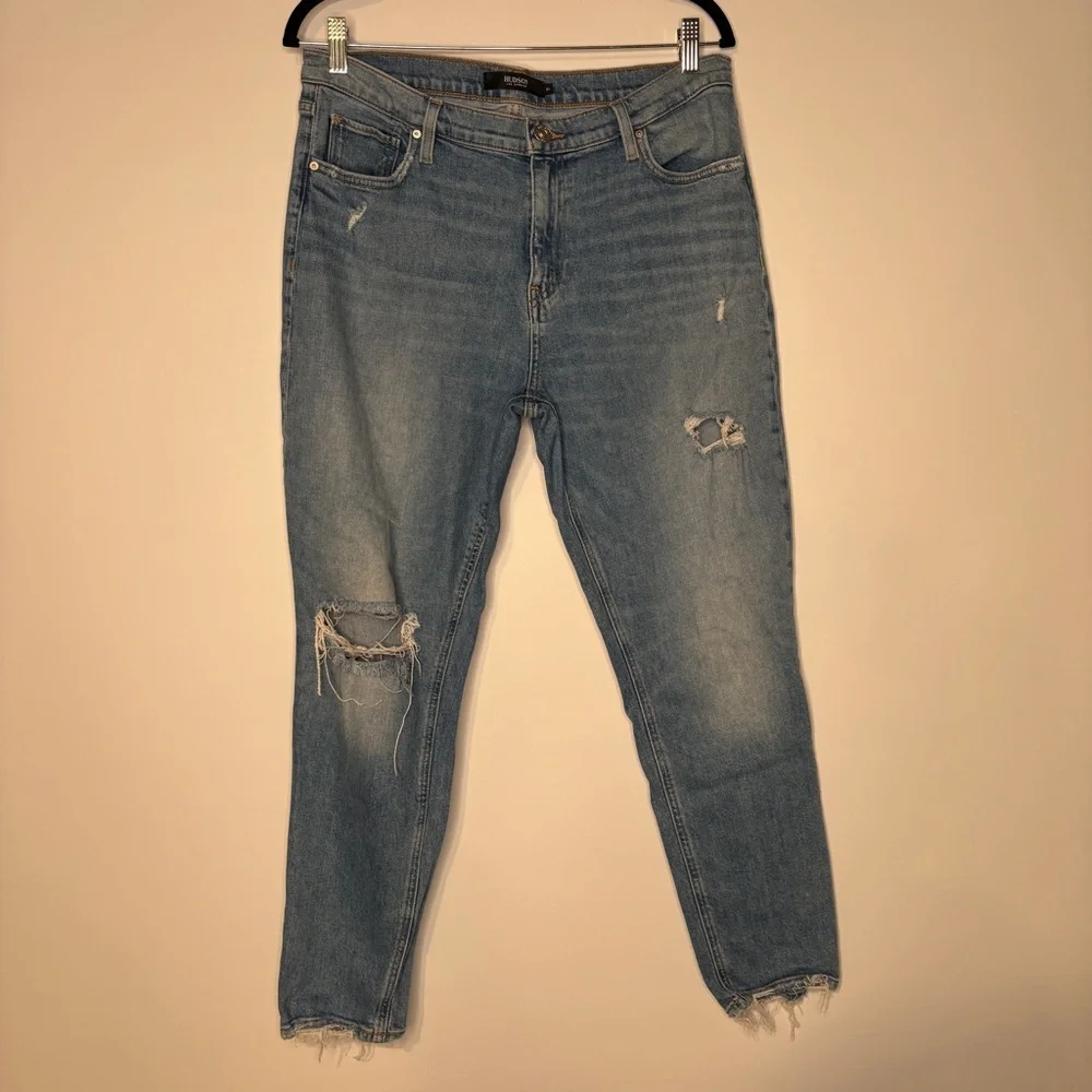 Hudson LANA BOYFRIEND Distressed Medium Light Blue Jeans Size 31